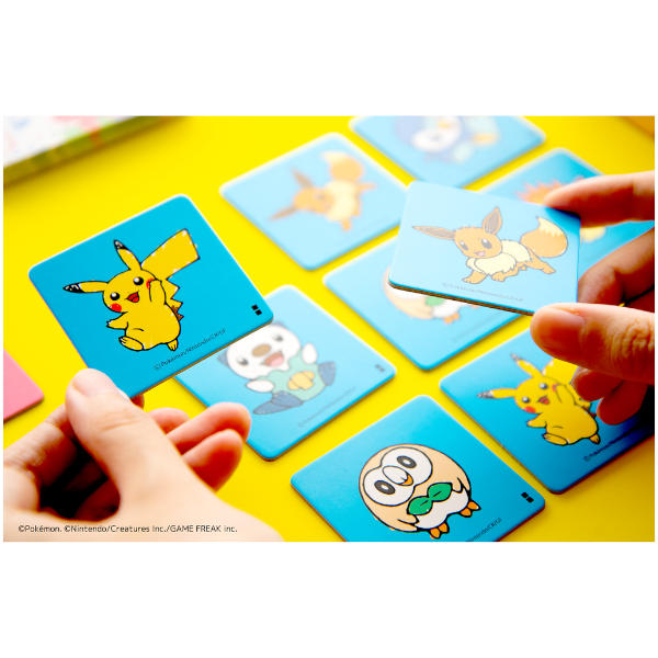 Nine Tiles Panic Card Game Pokemon Edition components.