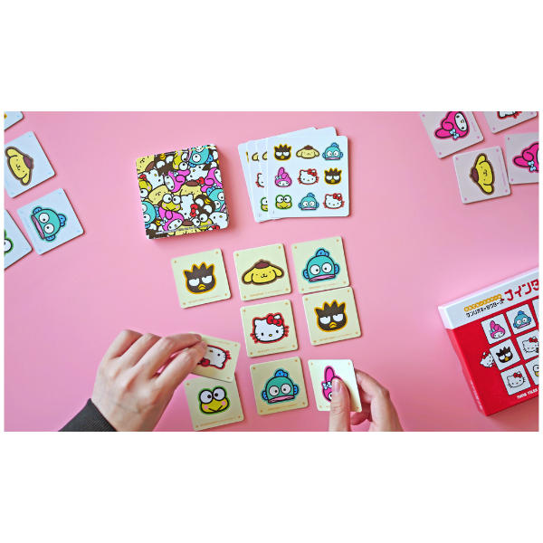 Nine Tiles Panic Card Game Sanrio Edition components.