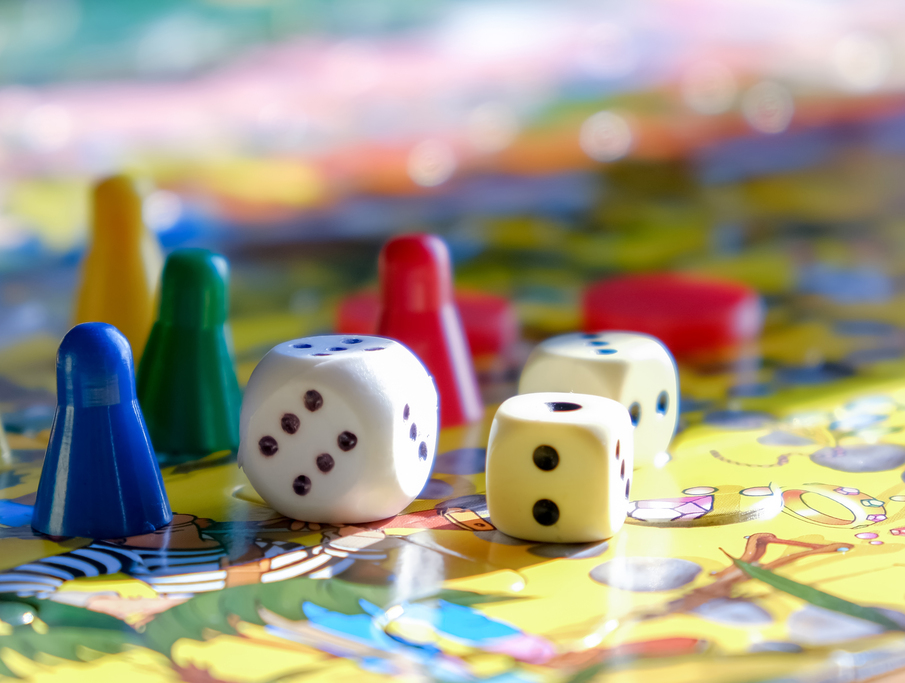 Board games. Home hobby leisure with children. | Featured image of the Spiel des Jahres 2022 blog page